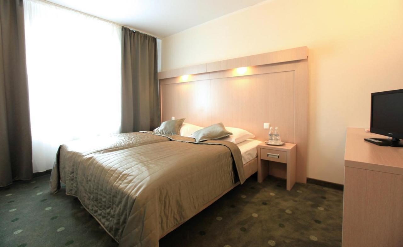 ילנייה גורה Hotel Cieplice Medi & Spa מראה חיצוני תמונה