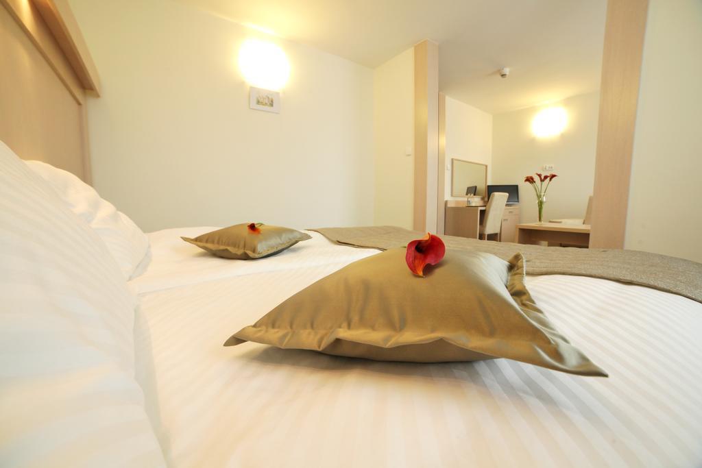 ילנייה גורה Hotel Cieplice Medi & Spa חדר תמונה