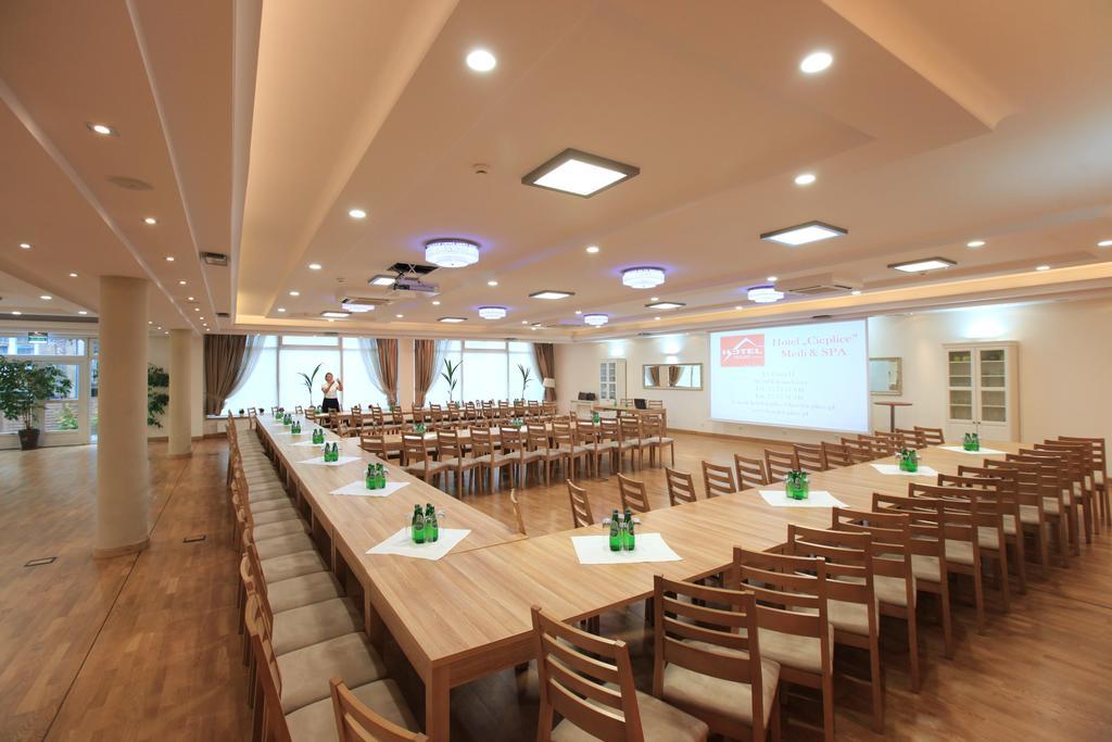 ילנייה גורה Hotel Cieplice Medi & Spa מראה חיצוני תמונה