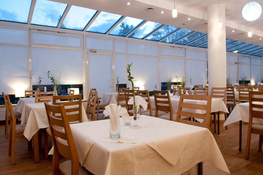 ילנייה גורה Hotel Cieplice Medi & Spa מראה חיצוני תמונה